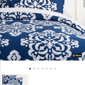 Navy pottery barn duvet!!